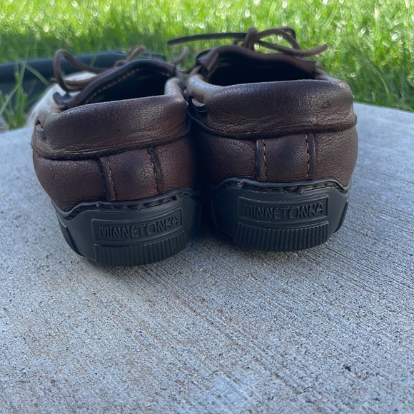 MINNETONKA Moosehide Classic Moccasin Loafer Women Size 6.5 - 7 Brown Leather - Picture 3 of 7